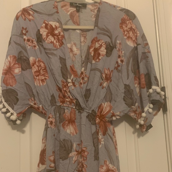 Lulu’s NWT - Dress/Cover-up w/Pom detail - Sz L - Picture 4 of 4